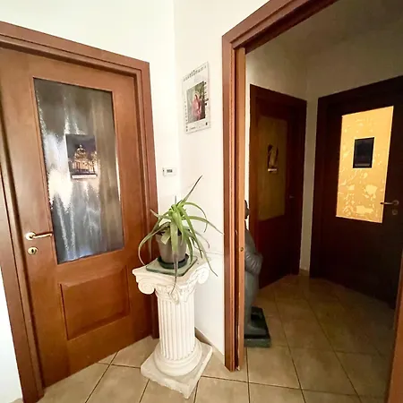 4Th Floor Rooms Stanze Con Bagno Privato In Appartamento Condiviso-2